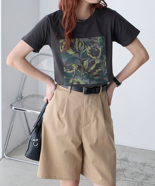 BONLECILL（ボンルシール）の「フラワーアートプリントT（Tシャツ/カットソー・レディース・オフホワイト/ネイビー/チャコールグレー・FREE）」の17枚目の写真