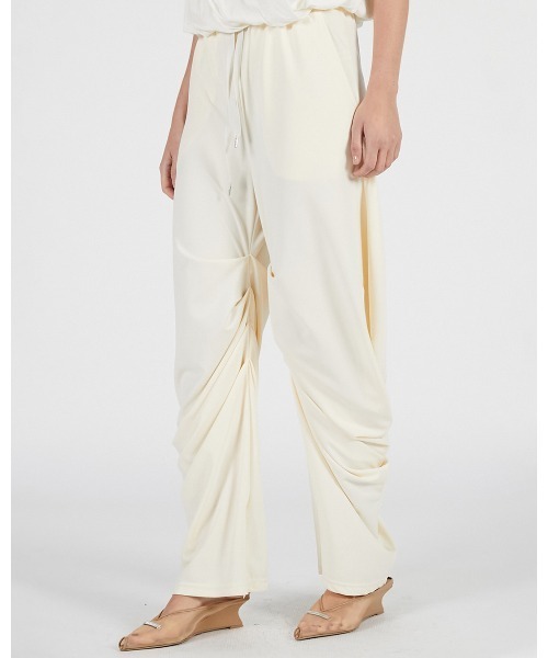 PRANK PROJECT(プランクプロジェクト)の「ドレープパンツ / Drape Pants(その他パンツ・レディース・グレー/オフホワイト/ブラック・36/38)」の14枚目の写真