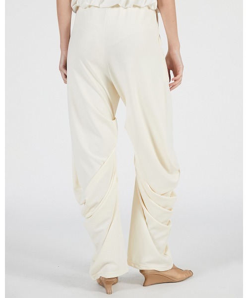PRANK PROJECT(プランクプロジェクト)の「ドレープパンツ / Drape Pants(その他パンツ・レディース・グレー/オフホワイト/ブラック・36/38)」の13枚目の写真