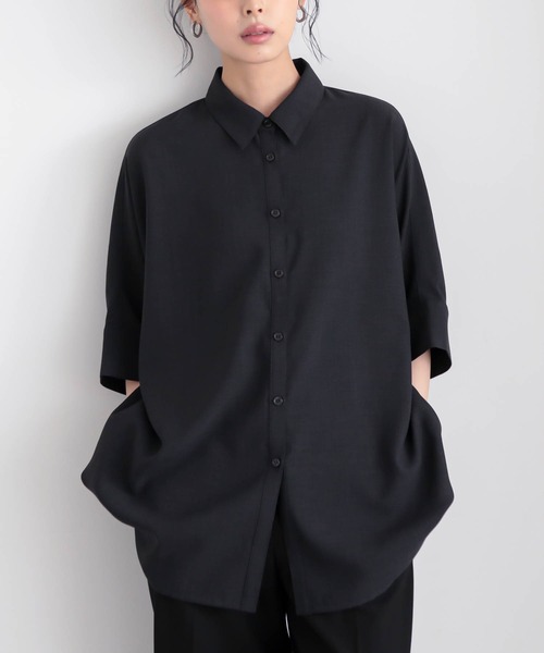 for/c(フォーシー)の「ドライオーバーシャツ【サスティナブル】(シャツ/ブラウス・レディース・オフホワイト/チャコール・M/L)」の13枚目の写真