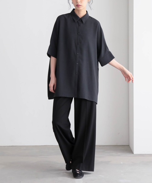 for/c(フォーシー)の「ドライオーバーシャツ【サスティナブル】(シャツ/ブラウス・レディース・オフホワイト/チャコール・M/L)」の16枚目の写真