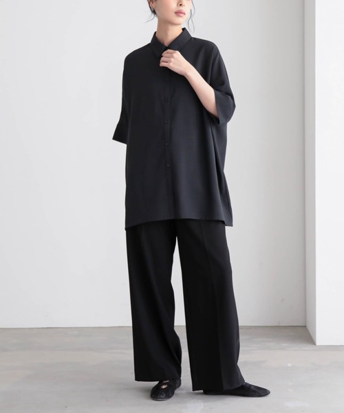 for/c(フォーシー)の「ドライオーバーシャツ【サスティナブル】(シャツ/ブラウス・レディース・オフホワイト/チャコール・M/L)」の20枚目の写真
