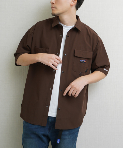 GERRY(ジェリー)の「GEERY 冷感ナイロンPUタスラン半袖シャツ(Tシャツ/カットソー・メンズ・ベージュ/ブラウン/ブラック・X-LARGE/LARGE/MEDIUM)」の2枚目の写真