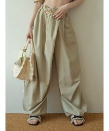 LILY BROWN | リネンライクタックドロストスラックス(その他パンツ)