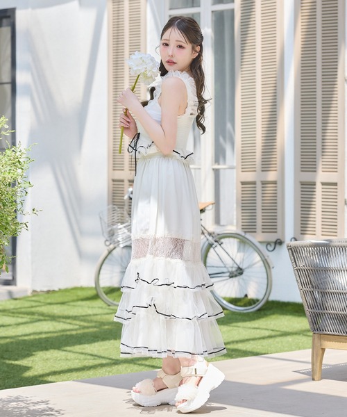 one after another NICE CLAUP(ワンアフターアナザーナイスクラップ)の「【Tulle Collection】チュールビスチェ(タンクトップ・レディース・アイボリー/ブラック/サックスブルー・FREE)」の15枚目の写真