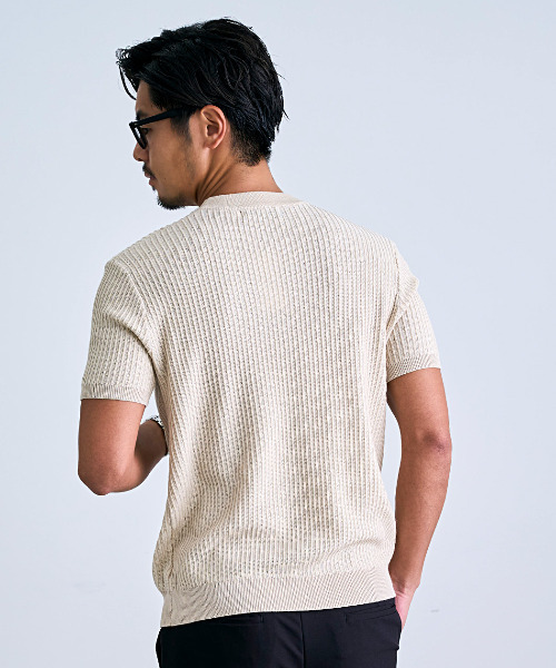 BENUSTA（ベヌスタ）の「『BENUSTA/ベヌスタ』クルーネック半袖サマーニット【GC】（ニット/セーター・メンズ・グレー/ベージュ/ブラック・L/XL/M）」の11枚目の写真