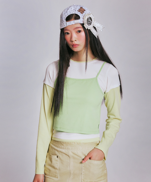 YOUHEE(ユヒ)の「3 LAYERED LONG SLEEVE T-SHIRTS_WHITE(Tシャツ/カットソー・レディース・その他・FREE)」の1枚目の写真