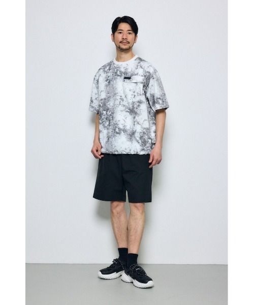 AZUL by moussy(アズールバイマウジー)の「マットスムースショートパンツ(スラックス・メンズ・ブラック/カーキ・MEDIUM/LARGE)」の4枚目の写真