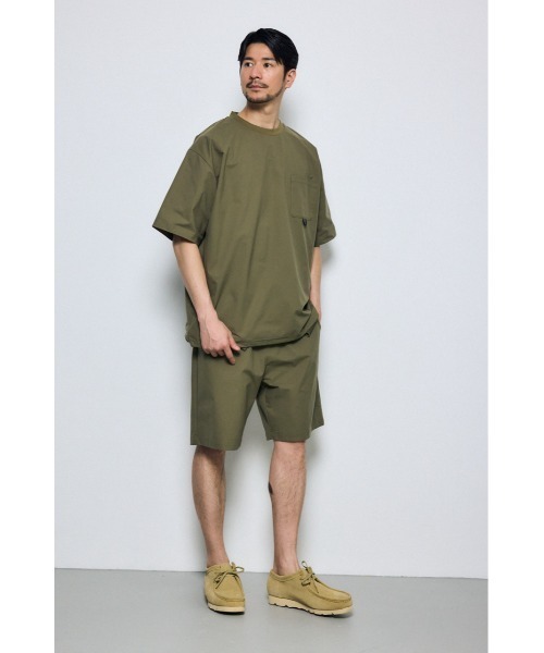 AZUL by moussy(アズールバイマウジー)の「マットスムースショートパンツ(スラックス・メンズ・ブラック/カーキ・MEDIUM/LARGE)」の12枚目の写真