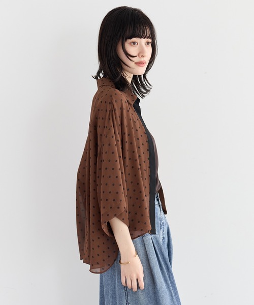 Editt by YECCA VECCA(エディットバイイェッカヴェッカ)の「【2点SET】キャミ付きシアードットシャツ(シャツ/ブラウス・レディース・ブラウン/ブラック・FREE)」の21枚目の写真