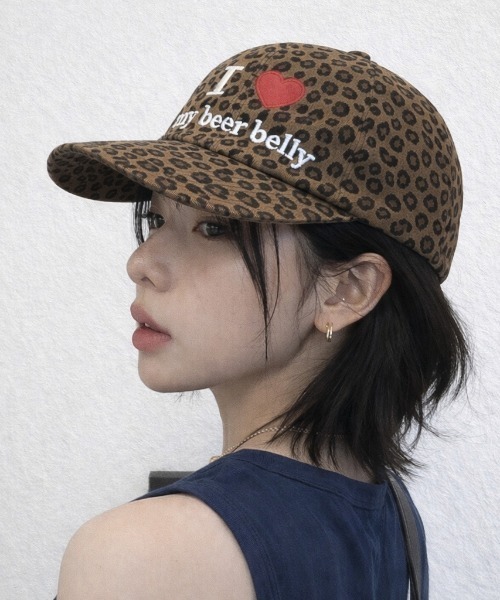 NANEA(ナネア)の「ハートロゴ刺しゅう アニマル柄キャップ(キャップ・レディース・カモフラージュ/レオパード・フリー)」の6枚目の写真