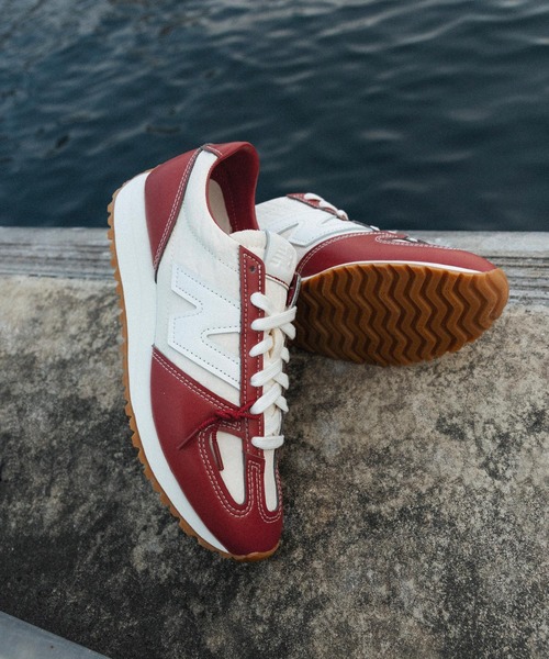 NEW BALANCE(ニューバランス)の「【New Balance(ニューバランス)】別注U4715IR(スニーカー・メンズ・レッド・28.0cm/27.0cm/26.0cm)」の1枚目の写真