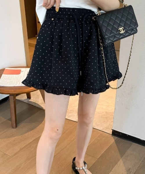 Ritzy(リッツィー)の「ドット柄 × フリル キュロット風ミニスカート(その他パンツ・レディース・ドット/ブラック・M)」の5枚目の写真