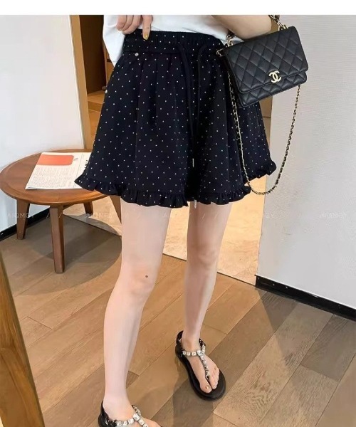 Ritzy(リッツィー)の「ドット柄 × フリル キュロット風ミニスカート(その他パンツ・レディース・ドット/ブラック・M)」の22枚目の写真