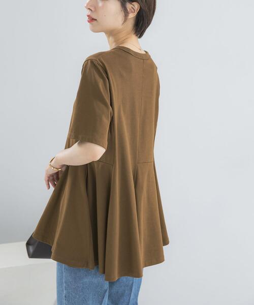 URBAN RESEARCH ROSSO WOMEN(アーバンリサーチ ロッソ)の「PROTAGONISTA ASYMMETRY DESIGN T-SHIRTS(Tシャツ/カットソー・レディース・カーキ/チャコールグレー/ホワイト・FREE)」の3枚目の写真