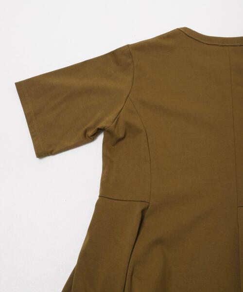 URBAN RESEARCH ROSSO WOMEN(アーバンリサーチ ロッソ)の「PROTAGONISTA ASYMMETRY DESIGN T-SHIRTS(Tシャツ/カットソー・レディース・カーキ/チャコールグレー/ホワイト・FREE)」の8枚目の写真