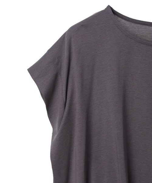 LE SOUK HOLIDAY（ルスークホリデー）の「イージーエレガンスブラウスバルーンTシャツ（シャツ/ブラウス・レディース・オフホワイト/チャコールグレー/ブルー・M/L）」の4枚目の写真