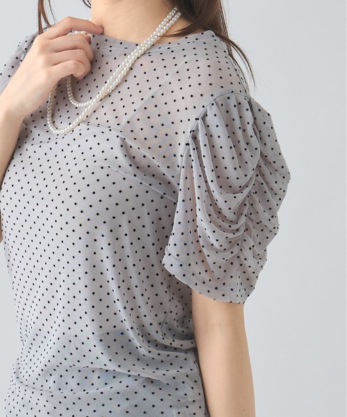 each(イーチ)の「シアードットパフスリーブTシャツ(Tシャツ/カットソー・レディース・グレー/ブラック/ホワイト・FREE)」の17枚目の写真