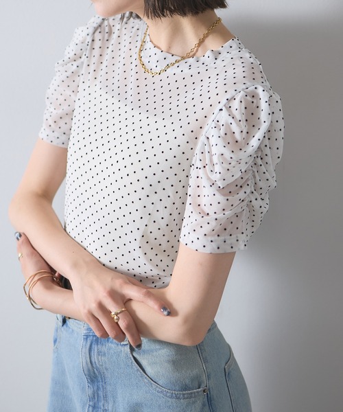 each(イーチ)の「シアードットパフスリーブTシャツ(Tシャツ/カットソー・レディース・グレー/ブラック/ホワイト・FREE)」の4枚目の写真