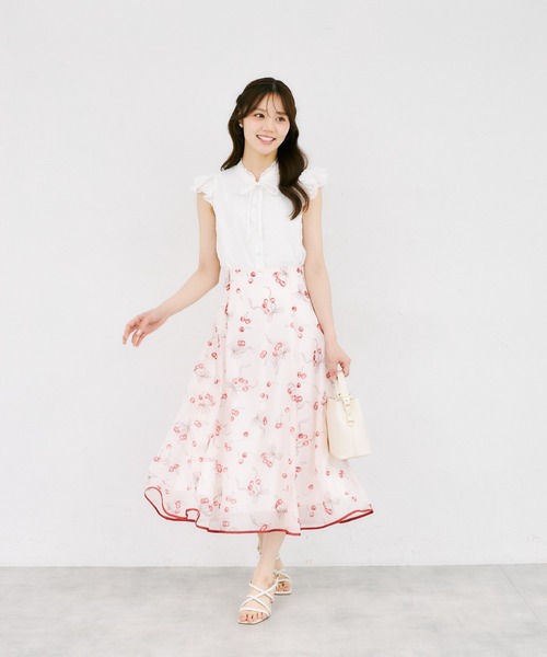 tocco closet(トッコ クローゼット)の「ネックフリルリボン付きドビードットフレアスリーブブラウス(シャツ/ブラウス・レディース・オフホワイト/ブラック・M)」の3枚目の写真