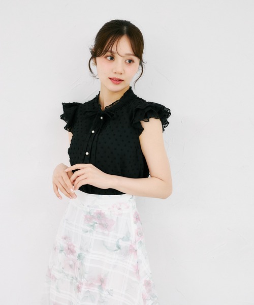 tocco closet(トッコ クローゼット)の「ネックフリルリボン付きドビードットフレアスリーブブラウス(シャツ/ブラウス・レディース・オフホワイト/ブラック・M)」の17枚目の写真
