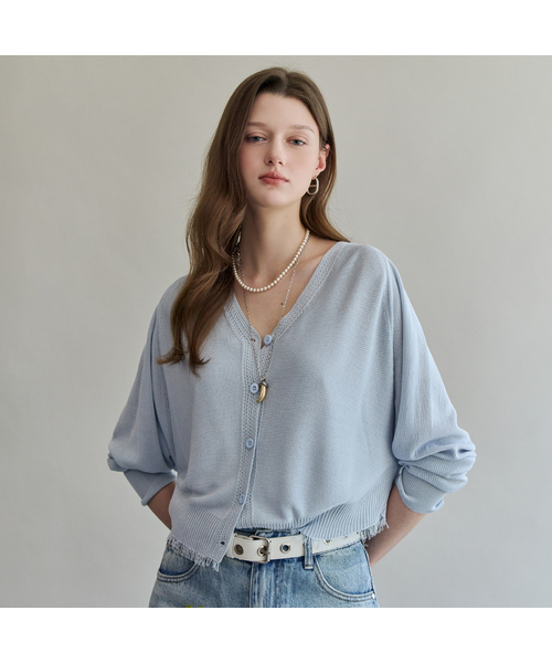 MAXZA(マージャコレクション)の「ナチュラルフリンジVネッククロップカーディガン(カーディガン/ボレロ・レディース・ホワイト/グレー/ブルー・FREE)」の3枚目の写真