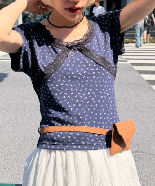w closet(ダブルクローゼット)の「【花柄/無地】レース使いT 夏服(Tシャツ/カットソー・レディース・アイボリー/ネイビー/オフホワイト/サックスブルー・FREE)」の19枚目の写真
