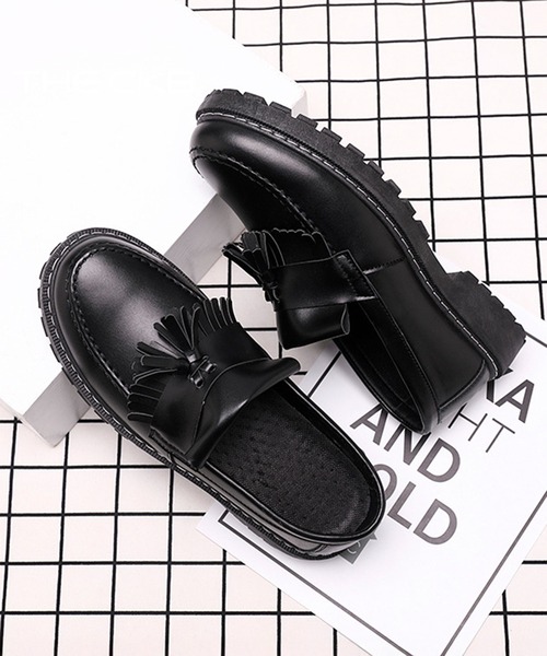 BENDER TOKYO（ベンダートウキョウ）の「フリンジ タッセル 厚底 ローファー（ローファー・レディース・ブラック・23cm/23.5cm/24cm/24.5cm/25cm）」の8枚目の写真