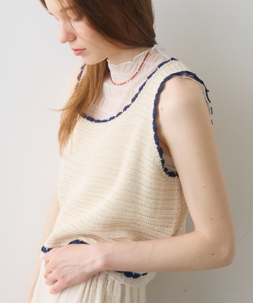 Crisp(クリスプ)の「bicolor short knit tank / バイカラーショートニットタンク(ベスト・レディース・アイボリー/ブラック・FREE)」の1枚目の写真