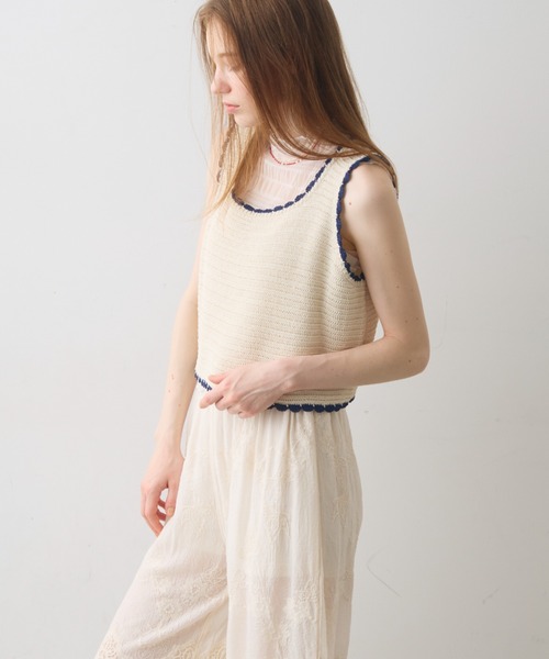Crisp(クリスプ)の「bicolor short knit tank / バイカラーショートニットタンク(ベスト・レディース・アイボリー/ブラック・FREE)」の7枚目の写真