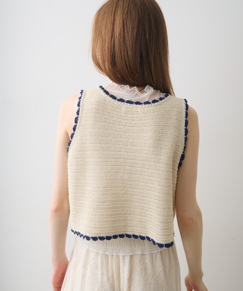 Crisp(クリスプ)の「bicolor short knit tank / バイカラーショートニットタンク(ベスト・レディース・アイボリー/ブラック・FREE)」の6枚目の写真