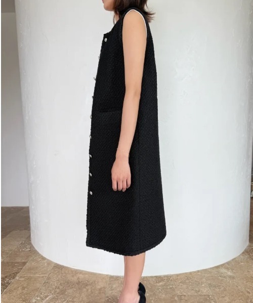 BIRTHDAY BASH(バースデイバッシュ)の「TWEED METAL BUTTON LONG GILET(その他アウター・レディース・ブラック・MEDIUM/SMALL)」の7枚目の写真