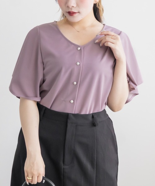 CLETTE(クレット)の「パール釦付きフレアスリーブブラウス(シャツ/ブラウス・レディース・ラベンダー/イエロー/サックスブルー・LL/4L/3L)」の8枚目の写真
