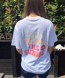 LET'S WATCH THE SUNSET バックプリント ゆったり半袖Tシャツ