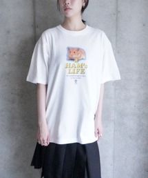AKISHIKA design（アキシカデザイン）の「HAM's LIFE T-SHIRTS（Tシャツ/カットソー）」
