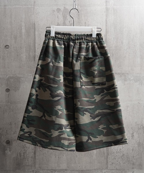 1111clothing(ワンフォークロージング)の「ボンディング カモフラ ワイドショーツ / Bonding Camouflage Wide Shorts(その他パンツ・メンズ・カーキ/チャコールグレー・FREE)」の13枚目の写真