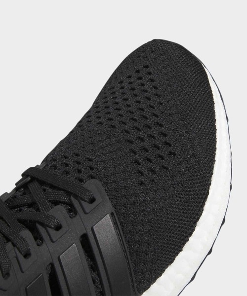 adidas（アディダス）の「ウルトラブースト 1.0 DNA / Ultraboost 1.0 DNA / アディダス adidas（スニーカー・レディース・ブラック×ホワイト・22.0cm/22.5cm/23.0cm/23.5cm/24.0cm/24.5cm/25.0cm/25.5cm/26.0cm/26.5cm）」の7枚目の写真
