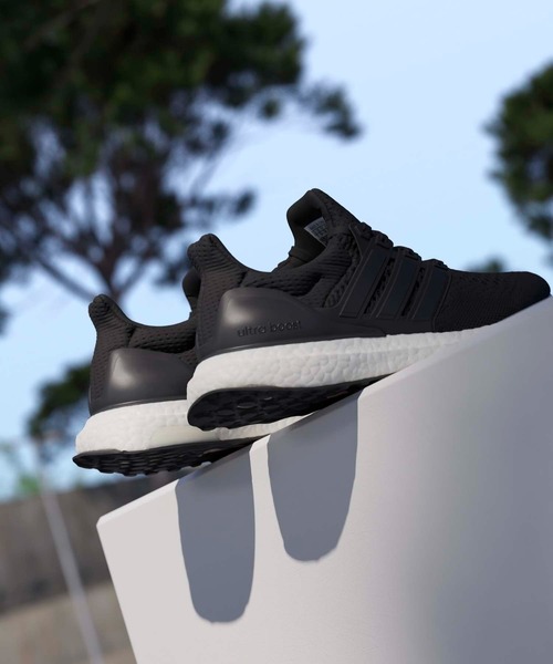adidas（アディダス）の「ウルトラブースト 1.0 DNA / Ultraboost 1.0 DNA / アディダス adidas（スニーカー・レディース・ブラック×ホワイト・22.0cm/22.5cm/23.0cm/23.5cm/24.0cm/24.5cm/25.0cm/25.5cm/26.0cm/26.5cm）」の16枚目の写真
