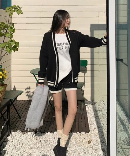 Girly Doll(ガーリードール)の「【セットアップ】配色ラインニットカーディガン&ニットショートパンツ(セットアップ・レディース・イエロー/グレー/ホワイト/ブラック・FREE)」の15枚目の写真