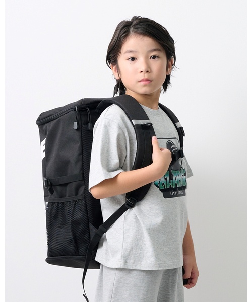 XLARGE KIDS(エクストララージキッズ)の「ロゴスクエアバックパック(バックパック/リュック・キッズ・ブラック・F)」の4枚目の写真