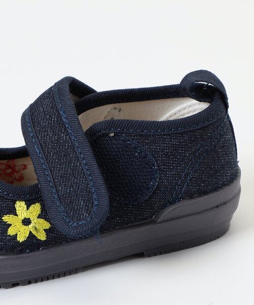 BREEZE（ブリーズ）の「刺繍ワンストラップスニーカー（スニーカー・キッズ・カーキ/インディゴブルー/ベージュ・15 /14/16/17/18/19）」の9枚目の写真