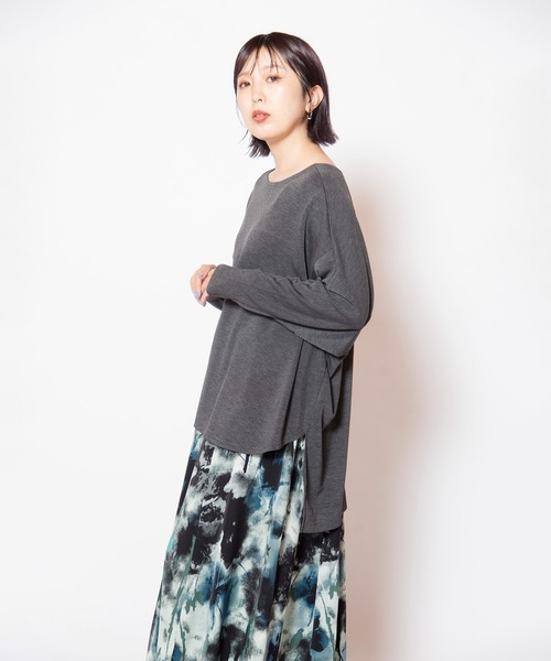 OSMOSIS(オズモーシス)の「バックサイドタックプルオーバー(Tシャツ/カットソー・レディース・チャコール/ピンク/アイボリー/ブラック・ONE SIZE)」の16枚目の写真