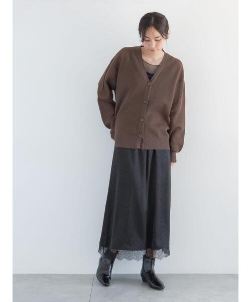 Te chichi(テチチ)の「リネン混ダブルジャガードVネックカーディガン(カーディガン/ボレロ・レディース・ブラック/ブラウン/レッド・F)」の6枚目の写真