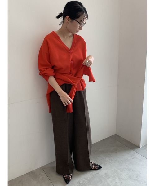 Te chichi(テチチ)の「リネン混ダブルジャガードVネックカーディガン(カーディガン/ボレロ・レディース・ブラック/ブラウン/レッド・F)」の14枚目の写真
