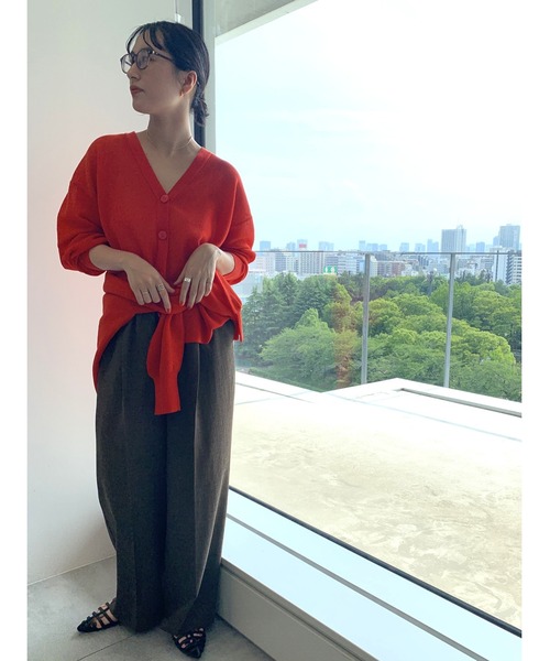 Te chichi(テチチ)の「リネン混ダブルジャガードVネックカーディガン(カーディガン/ボレロ・レディース・ブラック/ブラウン/レッド・F)」の17枚目の写真