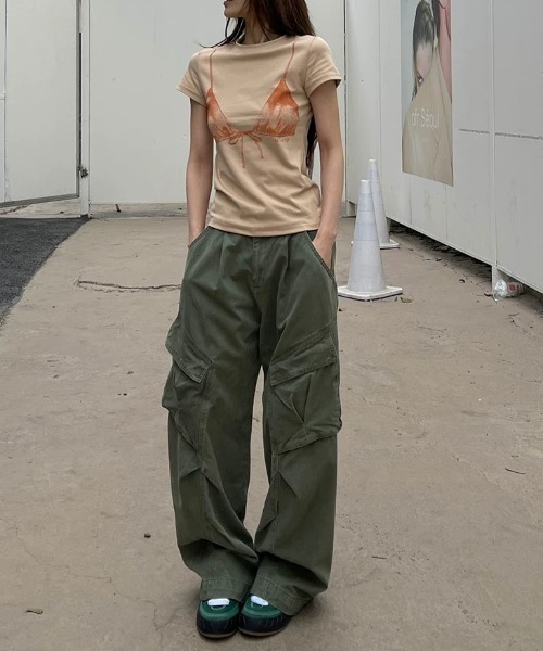 Vipoa(ヴィポア)の「Military cargo pants(カーゴパンツ・レディース・ネイビー/カーキ/ブラウン/ブラック・MEDIUM/LARGE)」の10枚目の写真