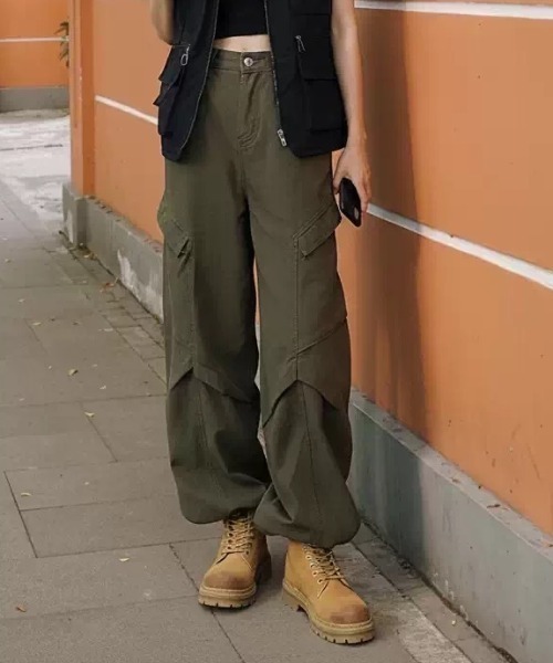 Vipoa(ヴィポア)の「Military cargo pants(カーゴパンツ・レディース・ネイビー/カーキ/ブラウン/ブラック・MEDIUM/LARGE)」の18枚目の写真