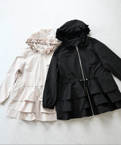 Neige(ネージュ)の「撥水シャカシャカティアードフリルパーカー(その他アウター・レディース・ライトベージュ/ブラック/ネイビー・ONE SIZE)」の12枚目の写真
