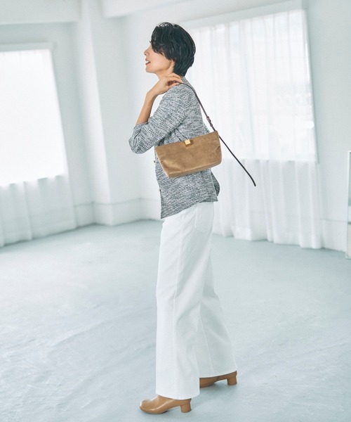 Elura(エルーラ)の「【LE VERNIS(ル・ベルニ)】Ball&cube mini bag/(ハンドバッグ・レディース・チャコールグレー/ベージュ・FREE)」の5枚目の写真