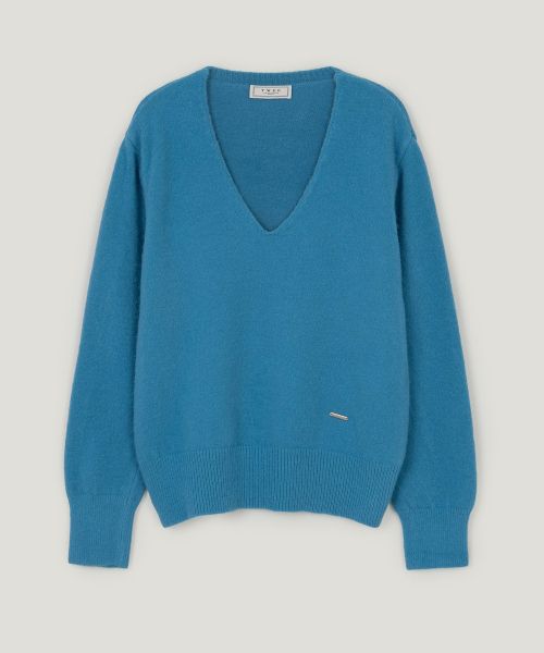 TWEE(トゥウィー)の「CULT Vネック ビビッド長袖ニット(ニット/セーター・レディース・ブルーグリーン/チャコールグレー/ワインレッド/ラベンダー・FREE)」の9枚目の写真